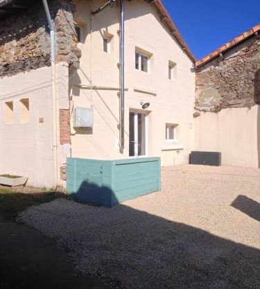 Beautiful country home in Chabanais