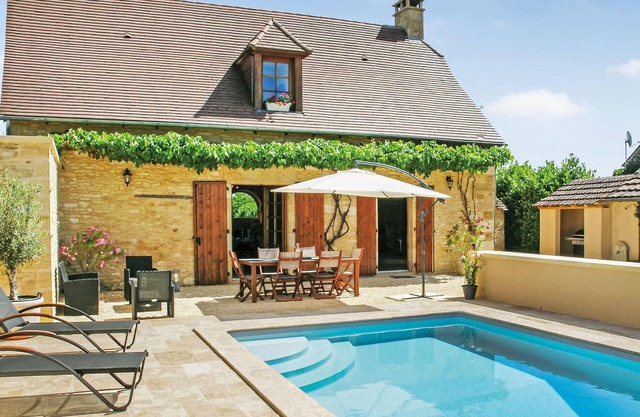 Beautiful home in St Amand de Coly