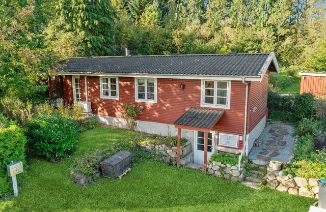Beautiful home in Holbæk with kitchen