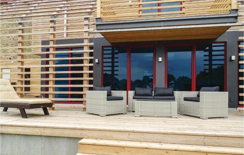 Beautiful Home In Kuhlen Wendorf