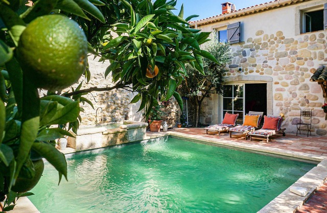 Beautiful home in ROUJAN with WiFi