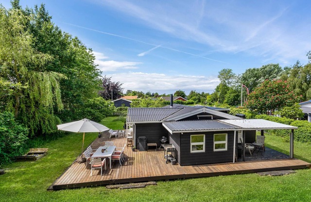 Beautiful home in Slagelse with kitchen
