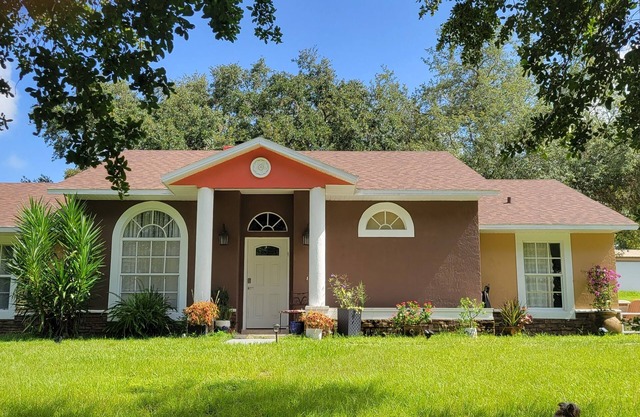 Beautiful Home in Sugar Loaf Mountain