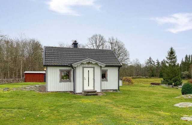 Beautiful home in Torsås with kitchen