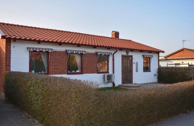 Beautiful house in a quiet street in Ystad with winter garden and large terrace.
