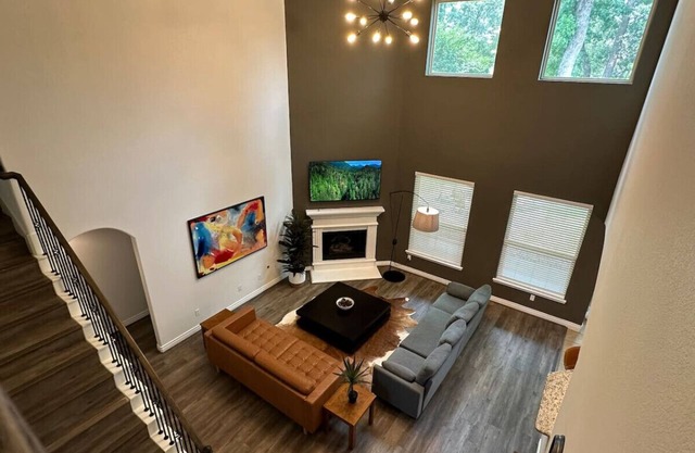 Beautiful house in The Woodlands - Creekside