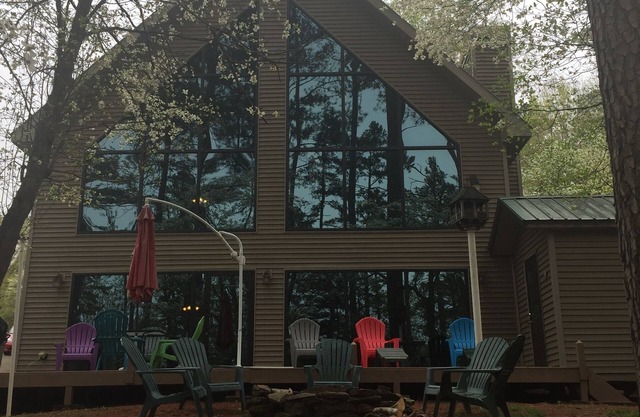 Beautiful house on Lake Hartwell! Water year round!