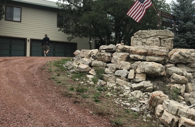 Beautiful Large Luxury Cabin and Great Heat Get-Away In Cool Pines