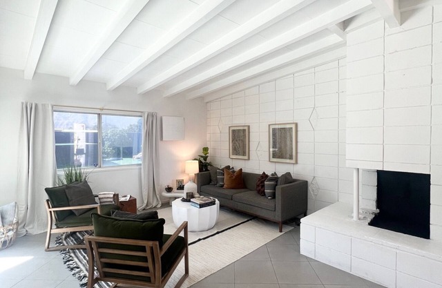 Beautiful Palm Springs Home with Mountain Views!