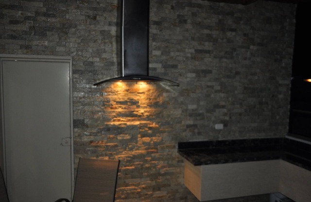 Beautiful Penthouse with Jacuzzi located in the center of the town.