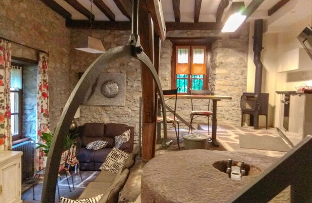 Beautiful private villa for 4 guests with WIFI, TV, terrace, panoramic view and parking
