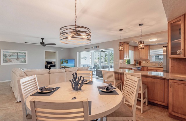 Beautiful Punta Gorda Condo - Walking Distance to Fisherman's Village
