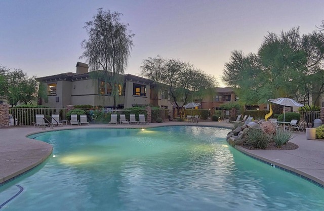 Beautiful quiet condo in the heart of Grayhawk Subdivision in North Scottsdale