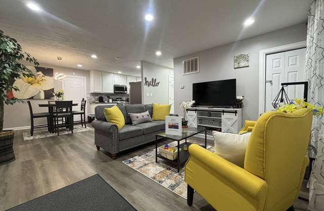 Beautiful renovated ranch in Columbus