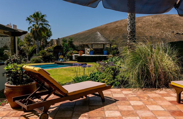 BEAUTIFUL RETREAT WITH EASY ACCESS TO ALL ISLAND