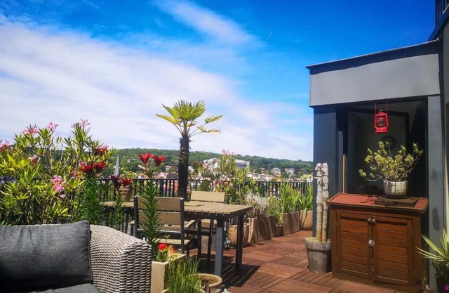 Beautiful Rooftop between Paris and Versailles