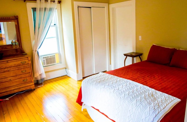 Beautiful, Spacious Home in the Heart of Hamilton & Colgate