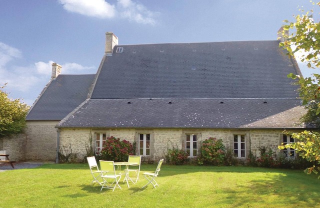 Beautiful stone house with pool and idyllic garden.