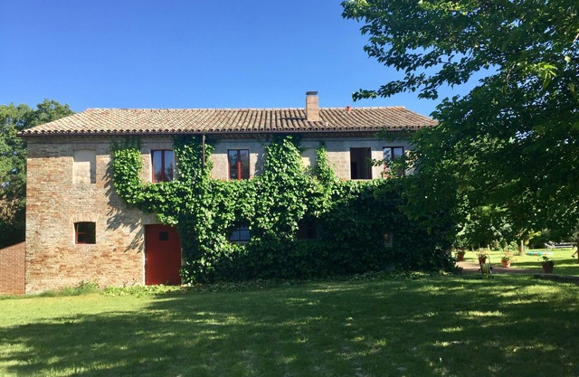 Beautiful Stone Farmhouse & Private Pool large garden & Free wifi. Sleeps 8.