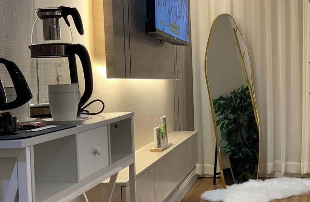 Beautiful Studio for Rent: Comfort, Elegance, King-Size Bed, and Self-Check-In