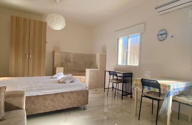 Beautiful studio with pool 12 minutes away from kenneret