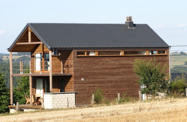 Beautiful vacation home for 2 to 6 adults (and 2 children)