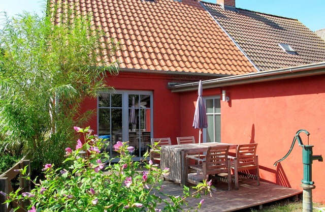 Beautiful villa for 5 people with TV, terrace and pets allowed