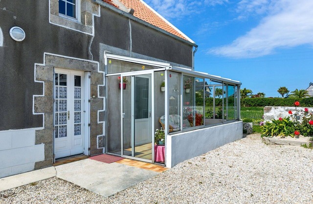 Beautiful villa for 4 guests with WIFI, TV and pets allowed