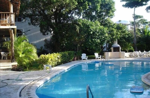 Beautiful Villa with Pool Short Walk to Beach and Town Gated private security