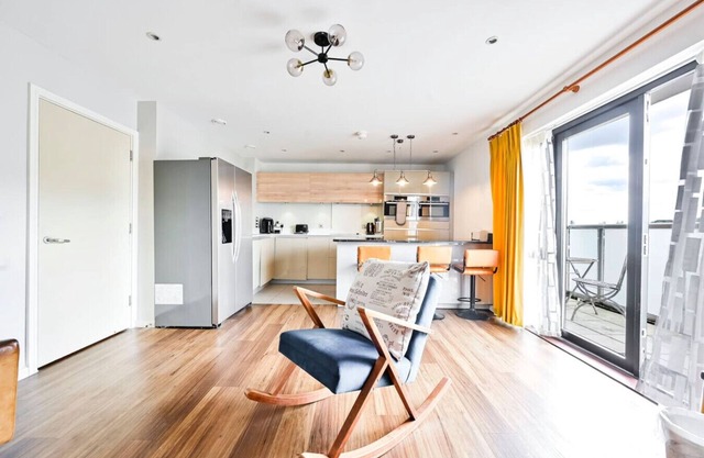 Beautifully furnished apartment by Wembley Stadium