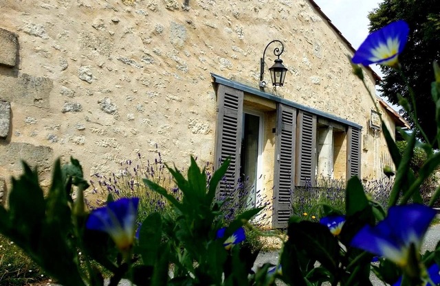 Bed and breakfast Cottage near Saint-Emilion Bordeaux swimming pool Air Cond