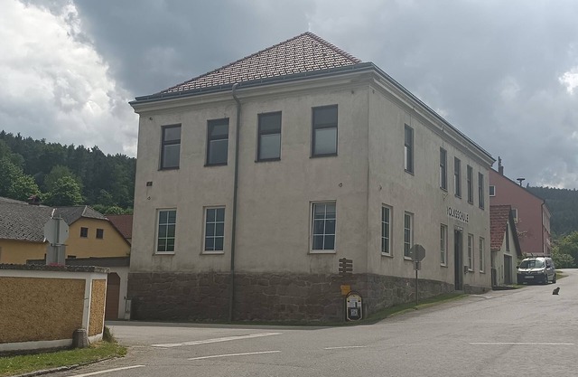 Bed and breakfast Alte Volksschule Heinrichs near Weitra