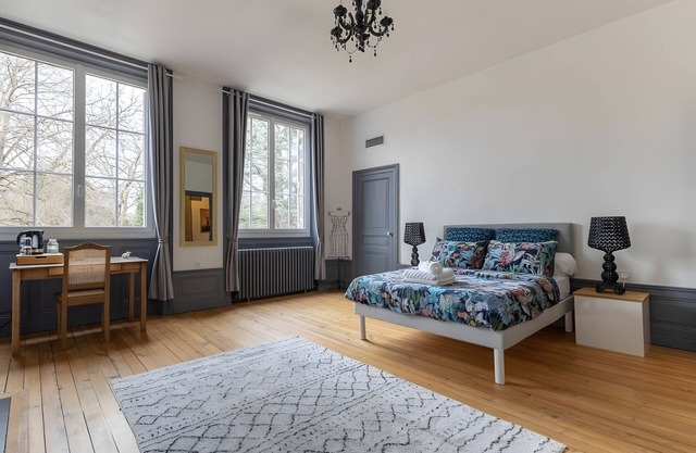 Bed and Breakfast 'Chambre D'hôte 3' with Shared Terrace, Wi-Fi and Air Conditioning