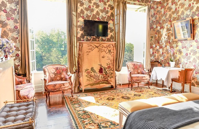 Bed and Breakfast for Two
