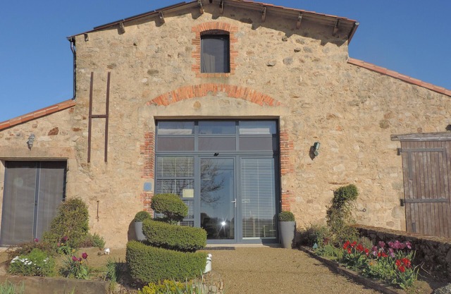 Bed and Breakfast 20 minutes from Puy du Fou