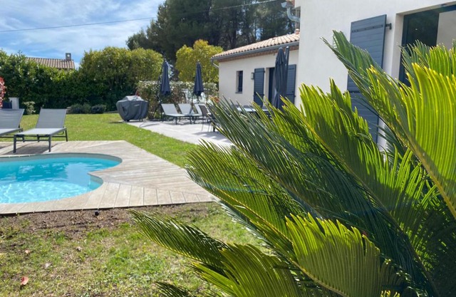 Belle villa avec piscine - Clim - 8 personnes