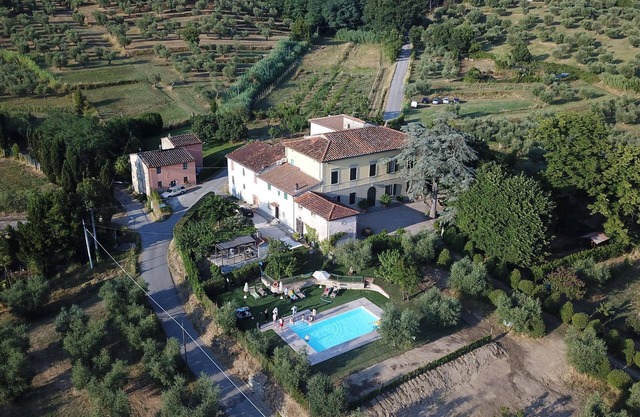 Belvilla by OYO Villa il Brio x 9