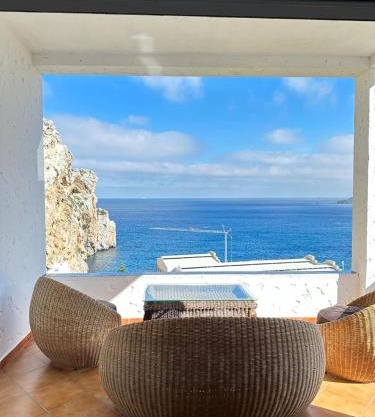 Belyounech vue sur mer et montagne 2 bederoom