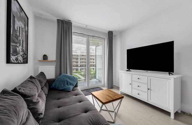 Bemowo Apt - 59m2, Balcony, Parking - by Rentujemy