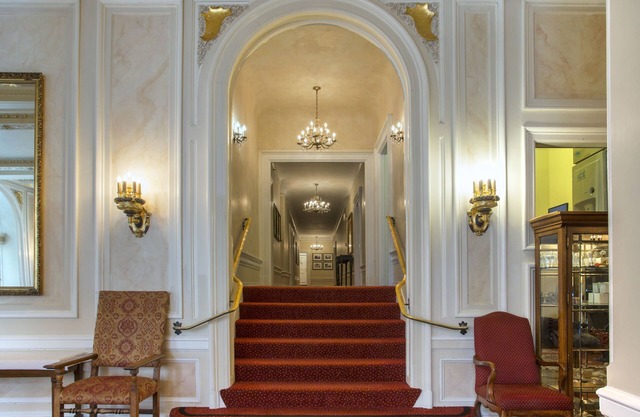 Beresford Arms Hotel