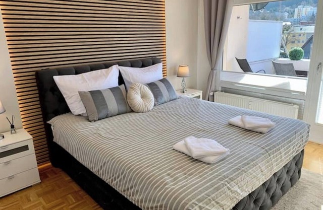 Bergliebe 6 with large roof terrace, underground parking & elevator