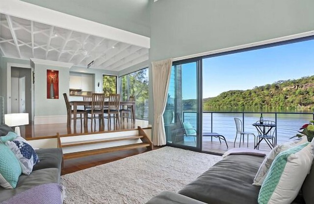 Berowra Waters Glass House