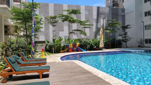 Best and Stylish 2BR at Signature Park Grande Apartment By Travelio