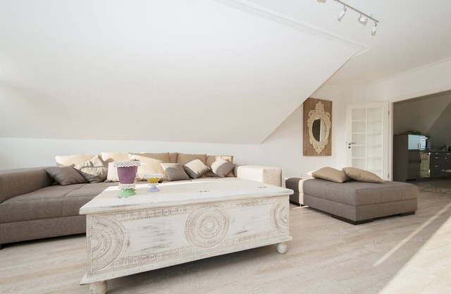 Best location 5 stars from DTV conveniently located luxury new