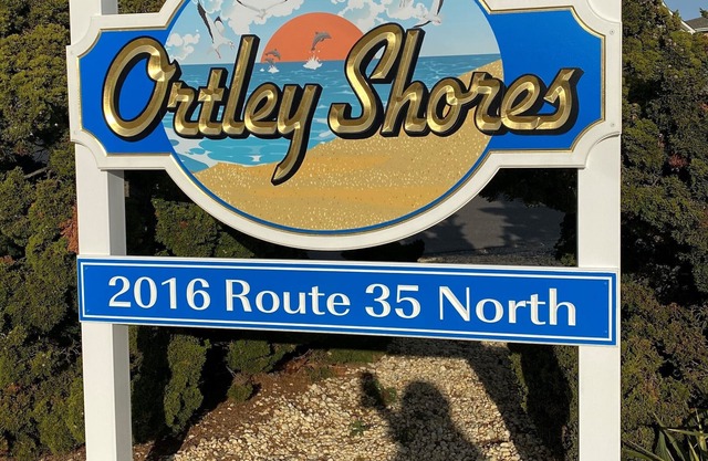 BEST LOCATION! Ortley Beach 2 bed condo Beach Block sleeps 4