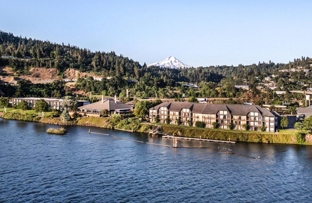 Best Western Plus Hood River Inn