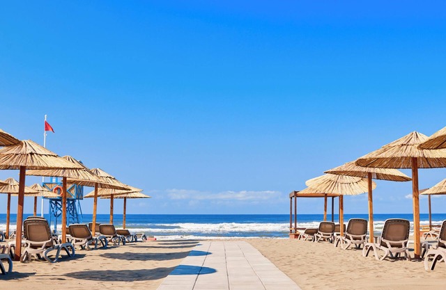 Better Choice for your Vacation! 2BR Suite w/Balcony, Outdoor Pools, Beachfront