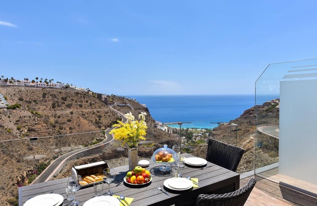 Beyond Amadores by VillaGranCanaria