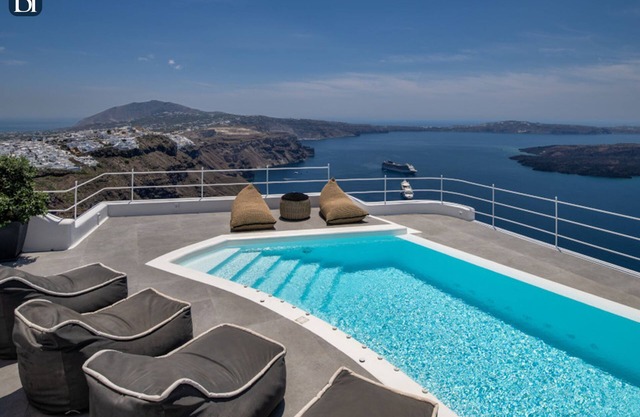 BH382 - R - Suite Santorini