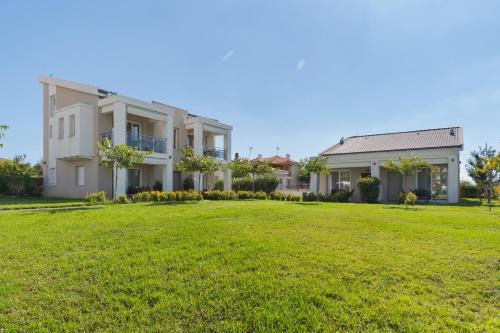 Bianco Mare Studios-Apartments